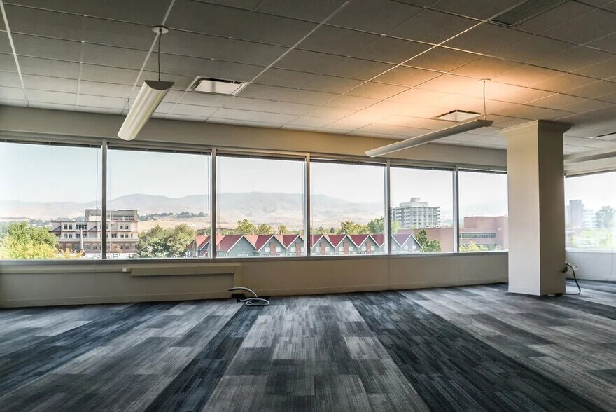 More Photos Of 250 S 5th St, Boise Office For Lease