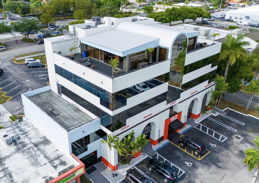 More Photos Of 152 Ne 167th St, Miami Medical For Lease