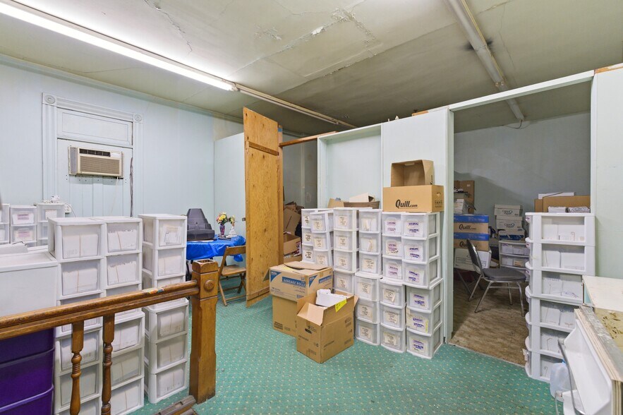 More Photos Of 1081-1087 Mt Vernon ave, Columbus Flex For Sale
