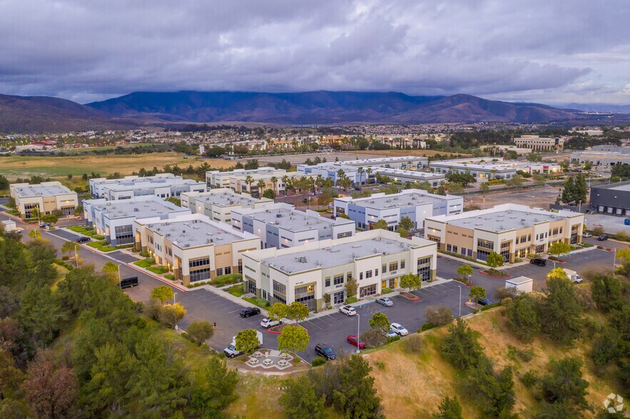 More Photos Of 2502-2518 Catamaran Way, Chula Vista Light Manufacturing For Lease