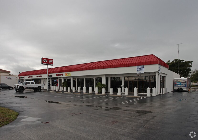 More Photos Of 2271 Palm Beach Lakes Blvd, West Palm Beach Unknown For Lease