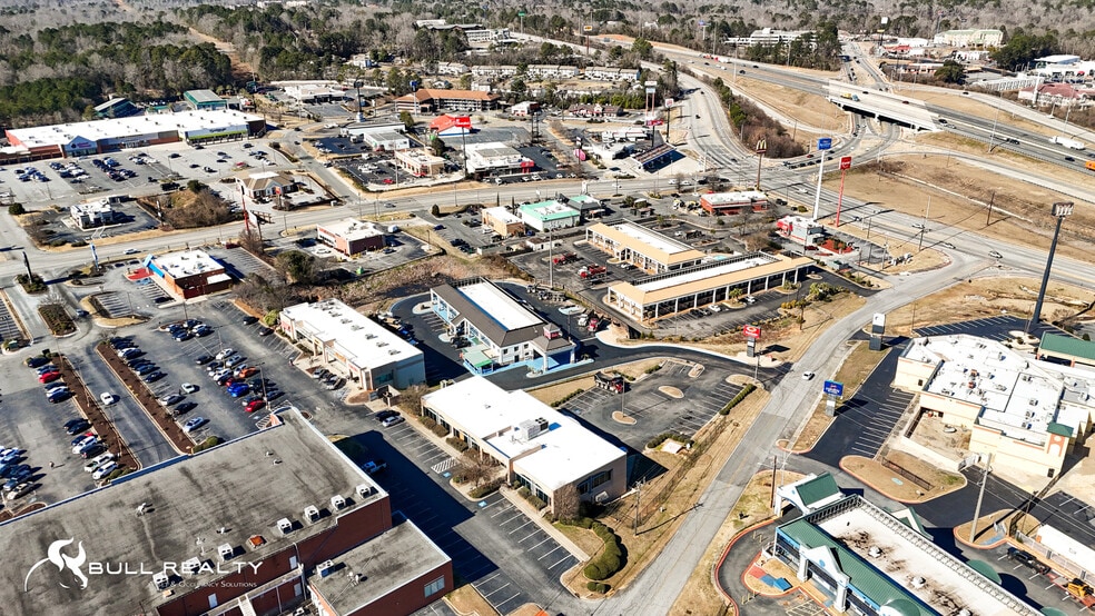 More Photos Of 110 Holiday Dr, Macon-Bibb Medical For Lease