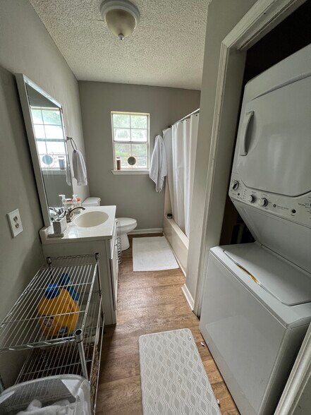More Photos Of 356 Beechcroft Rd, Spring Hill Apartments For Sale