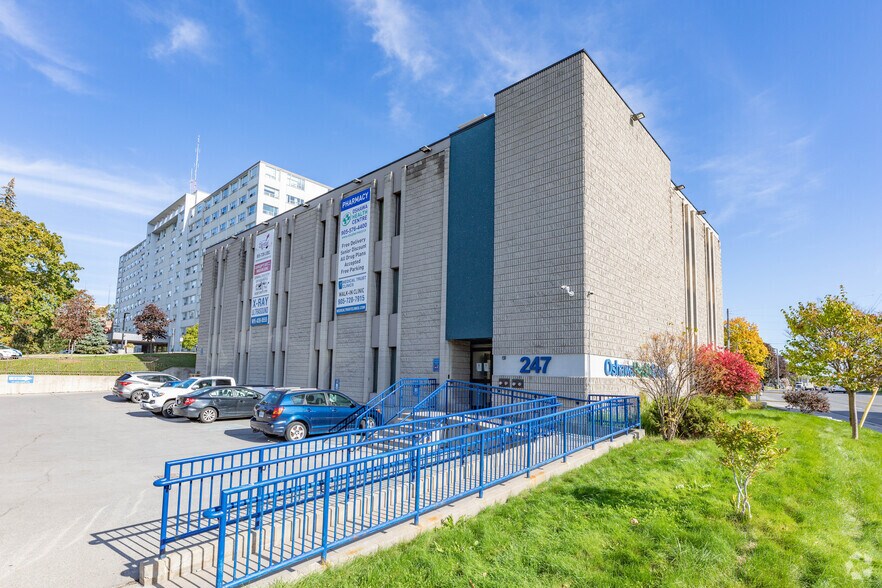 More Photos Of 247 Simcoe St N, Oshawa Medical For Sale