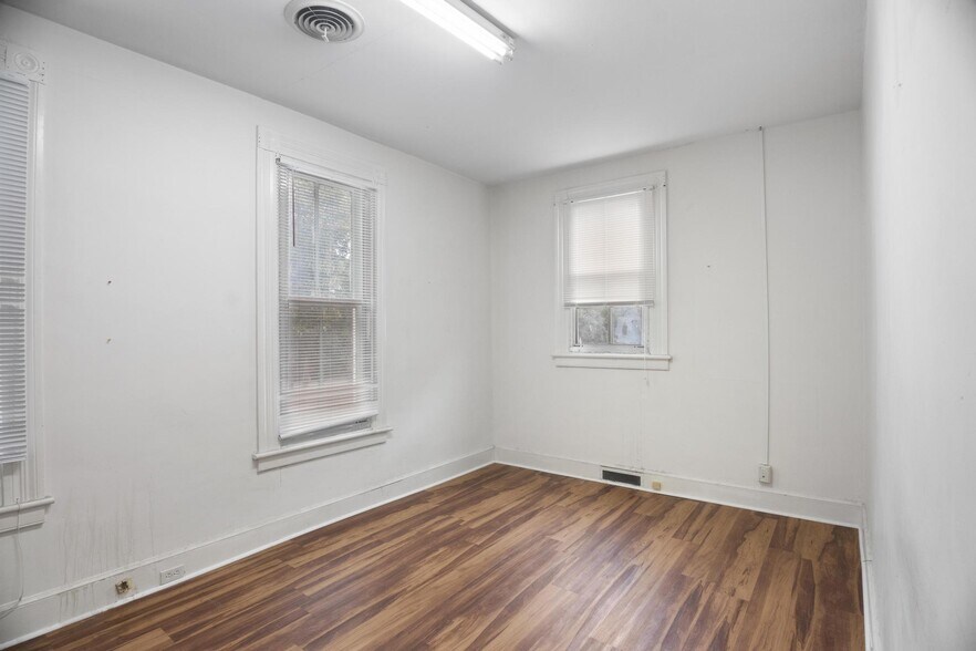 More Photos Of 105 Lancaster St SW, Aiken Loft Creative Space For Lease
