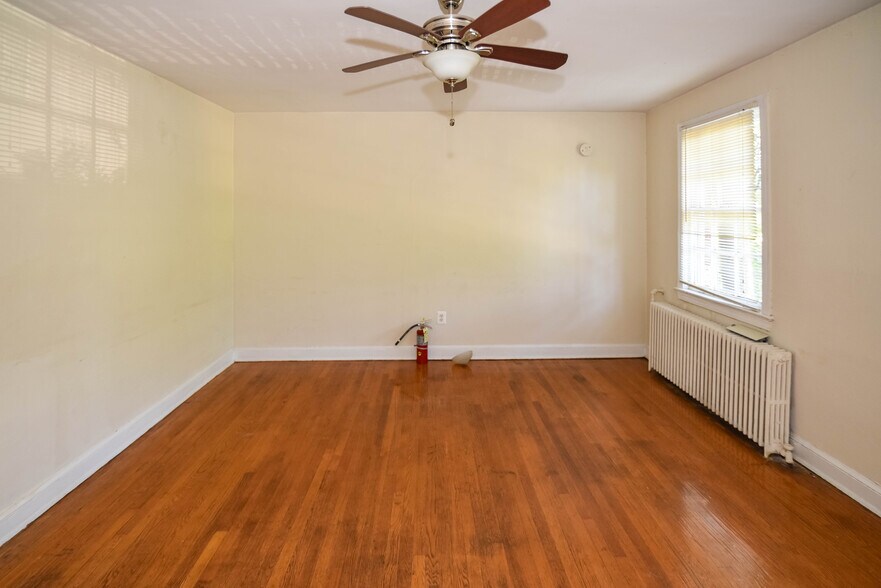 More Photos Of 2823 4th St NE, Washington Multifamily For Sale