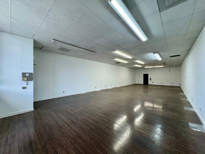 More Photos Of 4300 Crenshaw Blvd, Los Angeles Storefront Retail Office For Lease