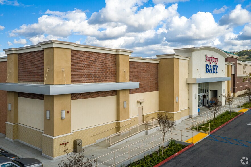 More Photos Of 23001-23081 Savi Ranch Pky, Yorba Linda Unknown For Sale