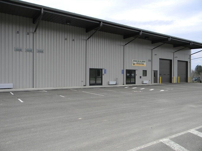 More Photos Of 212 Airport Rd, Lewis Run Warehouse For Lease