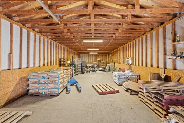 More Photos Of 691 N Hill St, Tatum Flex For Sale