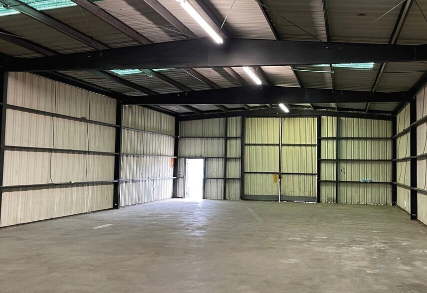 More Photos Of 531 N Marine Ave, Wilmington Warehouse For Sale