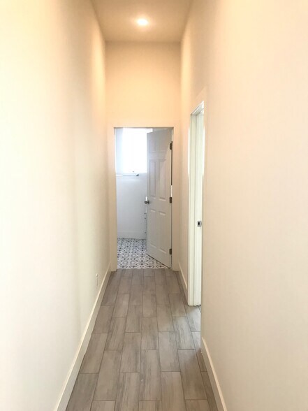 More Photos Of 8317 Whittier Blvd, Pico Rivera Storefront Retail Residential For Sale