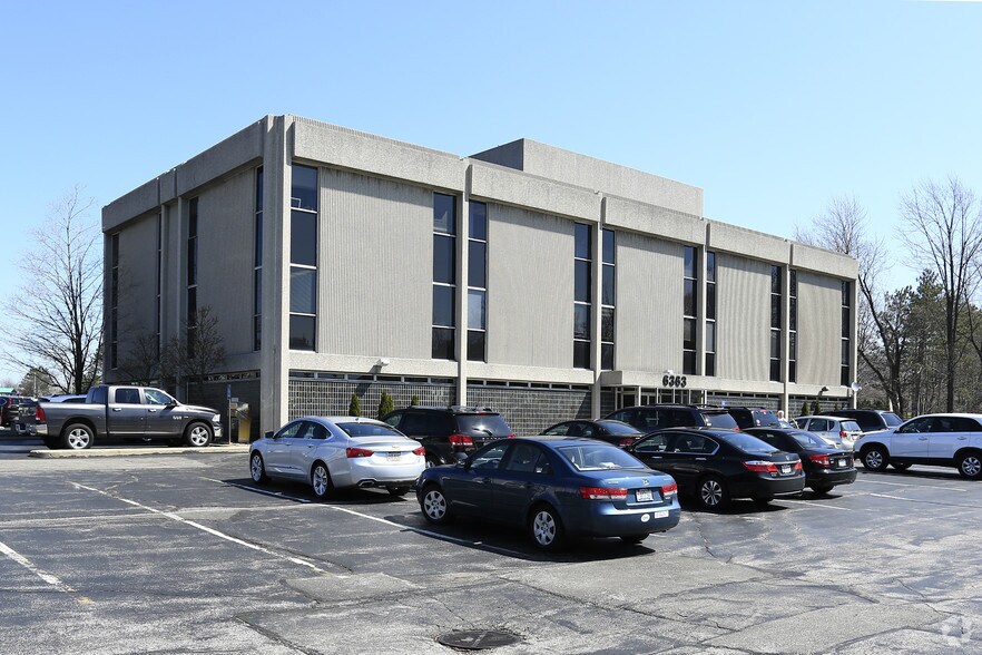 More Photos Of 6363 York Rd, Parma Heights Medical For Lease