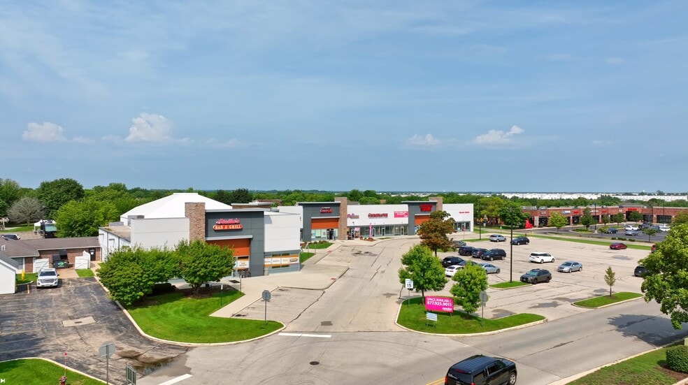 Primary Photo Of 402-440 N Weber Rd, Romeoville Freestanding For Sale