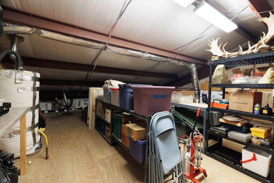 More Photos Of 2255 CR 172, Round Rock Light Manufacturing For Sale