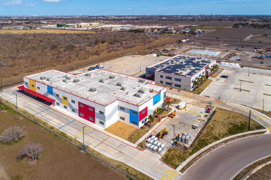 More Photos Of 6609 Evans Rd, Corpus Christi Schools For Sale