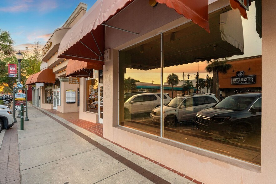 More Photos Of 820 E New Haven Ave, Melbourne Unknown For Lease