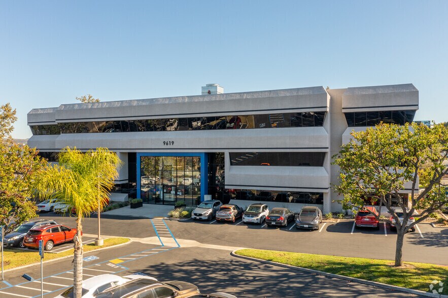 More Photos Of 9619 Chesapeake Dr, San Diego Coworking Space