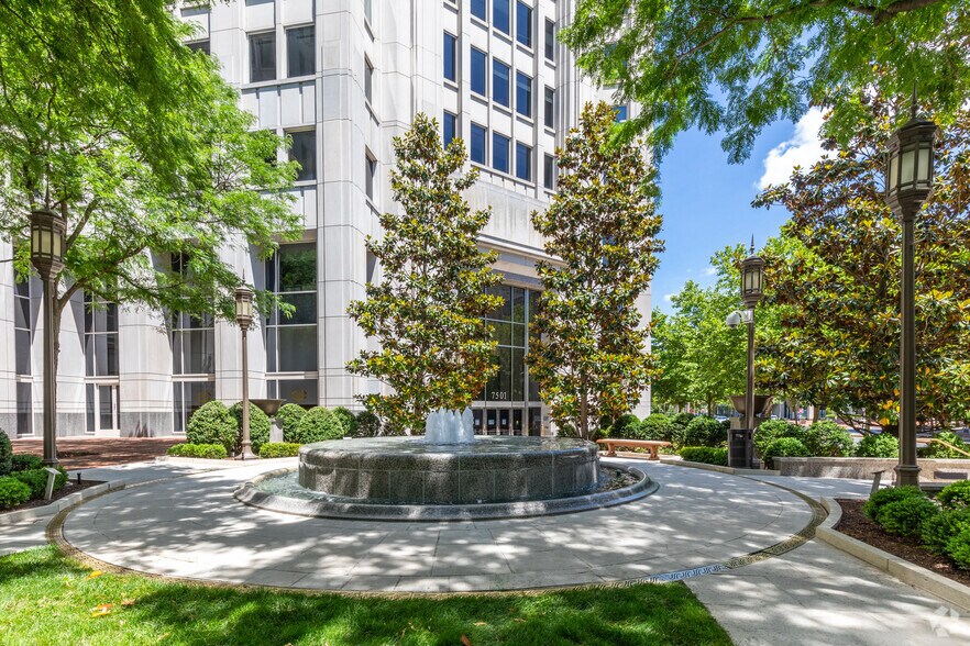 More Photos Of 7501 Wisconsin Ave, Bethesda Office For Lease