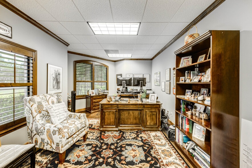 More Photos Of 21815 Oak Park Trails Dr, Katy Medical For Sale