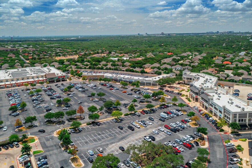 More Photos Of 8503 NW Military Hwy, San Antonio Unknown For Lease