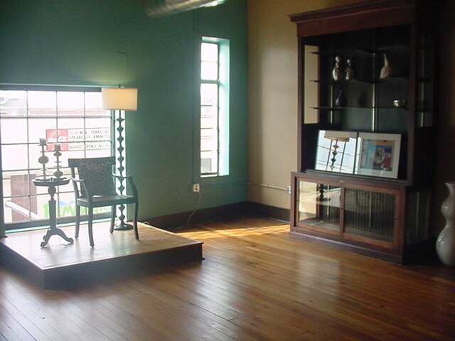 More Photos Of 212-214 Campbell Ave, Springfield Storefront Retail Office For Sale