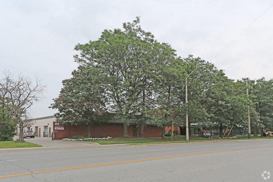 More Photos Of 200 Evans Ave, Toronto Manufacturing For Lease