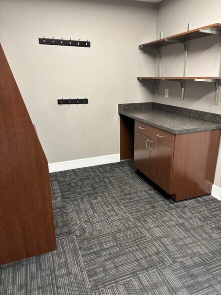More Photos Of 1244 Fort Washington Ave, Fort Washington Medical For Lease