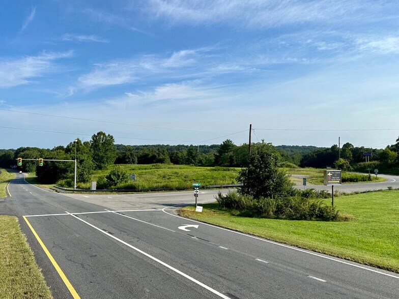 More Photos Of Greensboro Rd @ Fontaine Rd, Martinsville Land For Sale
