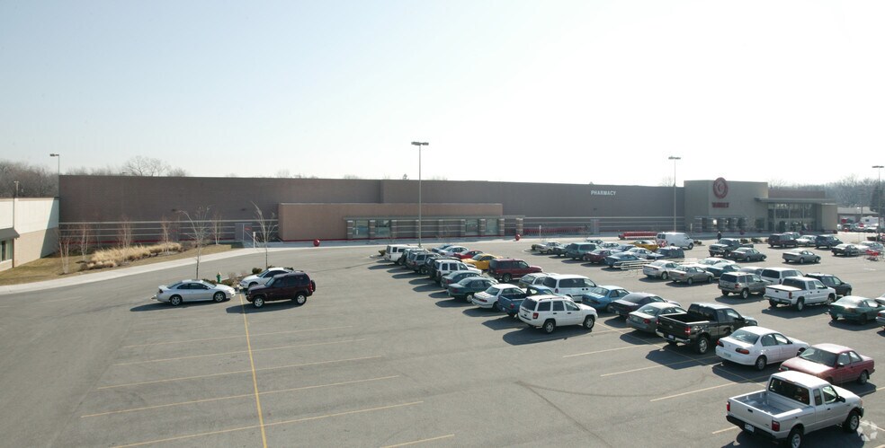 More Photos Of 7951 Calumet Ave, Munster Storefront For Lease