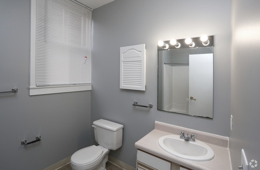 More Photos Of 550 Fletcher Ave, Indianapolis Apartments For Sale