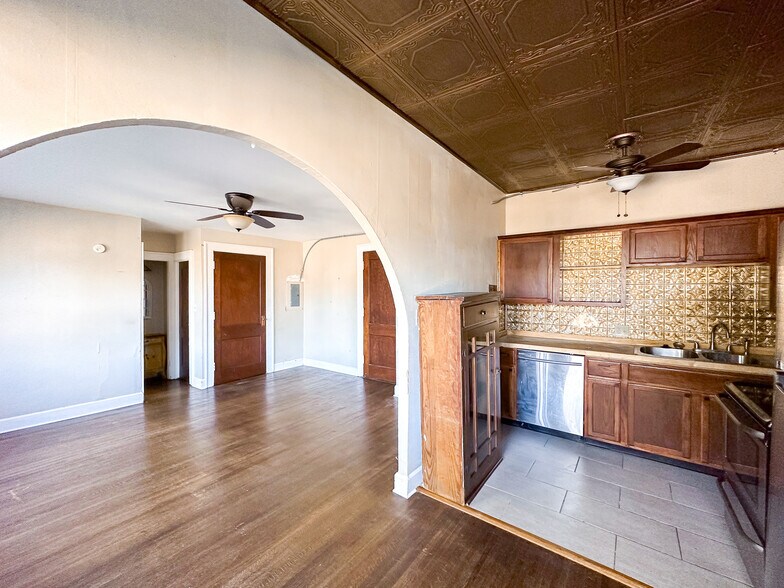 More Photos Of 5819 E Washington St, Indianapolis Apartments For Sale