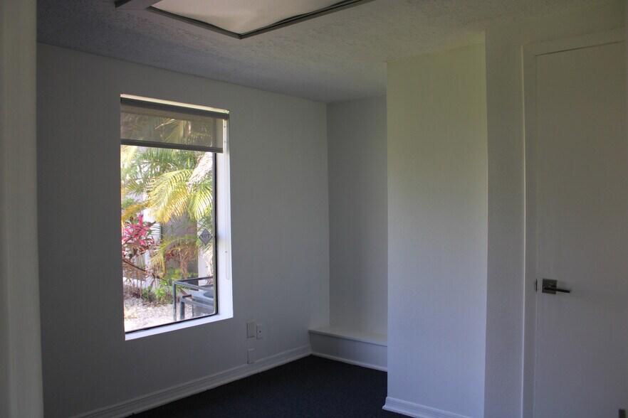 More Photos Of 400 N Wymore Rd, Winter Park Office For Sale