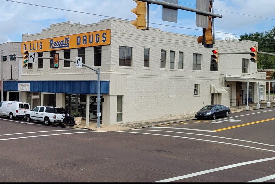 More Photos Of 200 State St, Mccomb Office For Lease