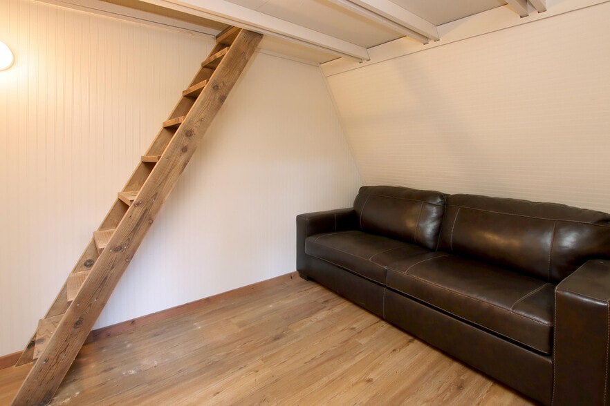 More Photos Of 16770 Redwood Lodge Rd, Los Gatos Lodge Meeting Hall For Sale