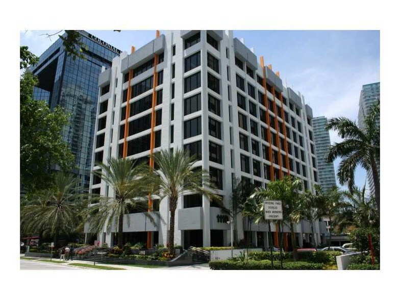 More Photos Of 1110 Brickell Ave, Miami Office For Sale