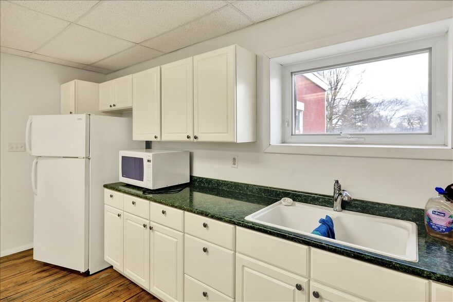 More Photos Of 345 N Main St, Bernville Industrial For Sale