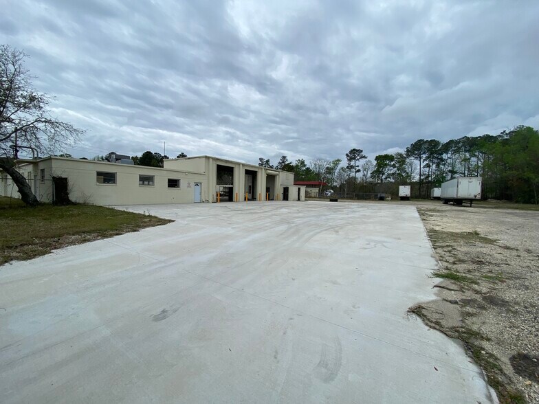 More Photos Of 6507 W Beaver St, Jacksonville Service For Sale