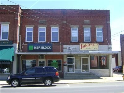 Primary Photo Of 40-44 N Chestnut St, Jefferson Storefront Retail Residential For Lease