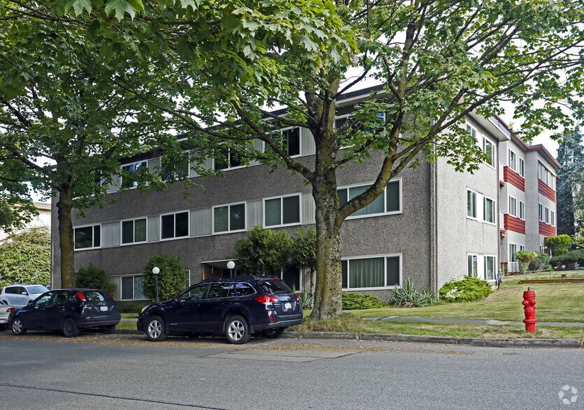 Primary Photo Of 1225 W 72nd Ave, Vancouver Multifamily For Sale