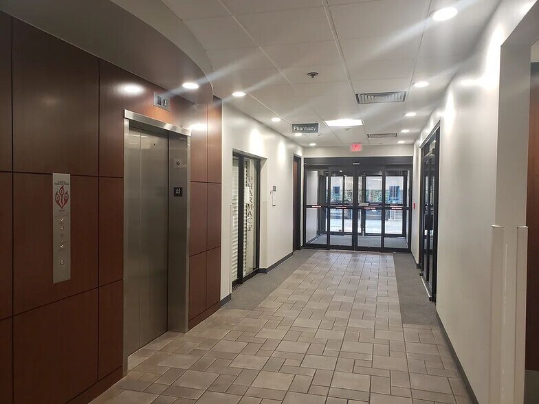 More Photos Of 3330 NW 56th St, Oklahoma City Medical For Lease