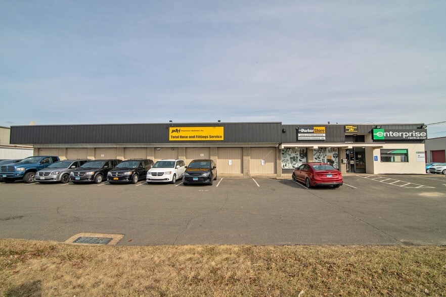 More Photos Of 590 Lordship Blvd, Stratford Warehouse For Sale