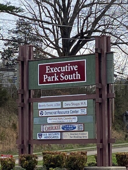 More Photos Of 2700 S Roan St, Johnson City Office For Sale