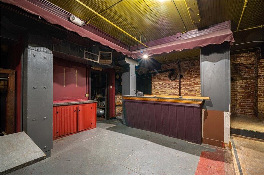 More Photos Of 202 Main St, Saint Joseph Refrigeration Cold Storage For Lease