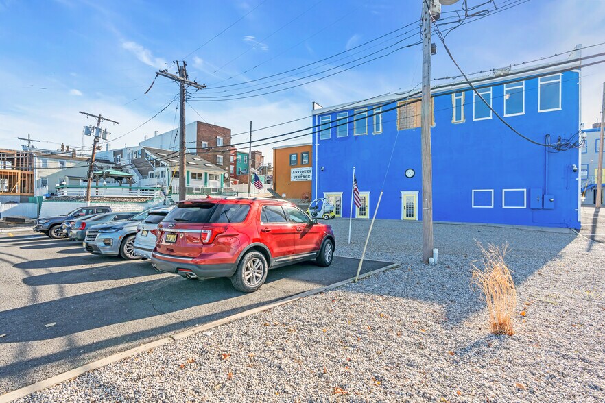 More Photos Of 1 American Legion Dr, Keyport General Retail For Lease