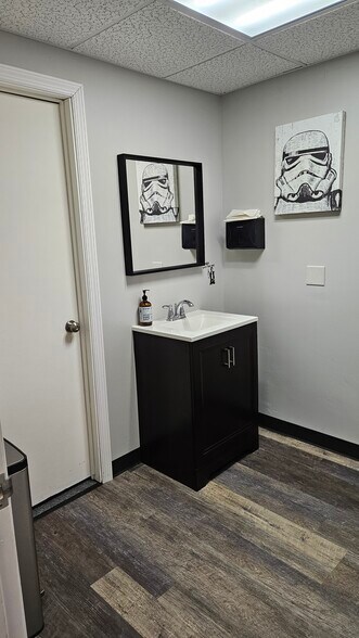 More Photos Of 4068 Mt Royal Blvd, Allison Park Medical For Lease