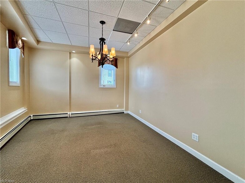 More Photos Of 3312 Lake Ave, Ashtabula Office For Sale