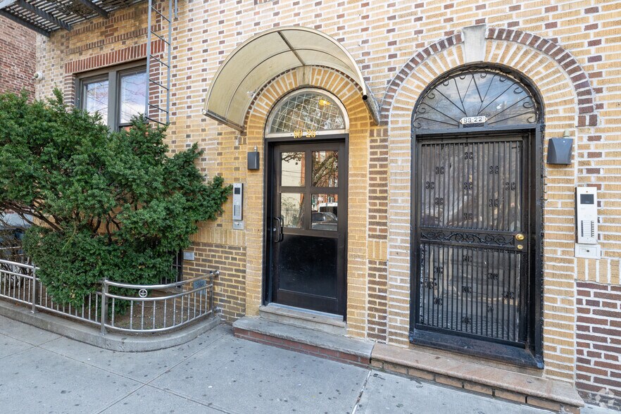 More Photos Of 9926 41st Ave, Corona Apartments For Sale