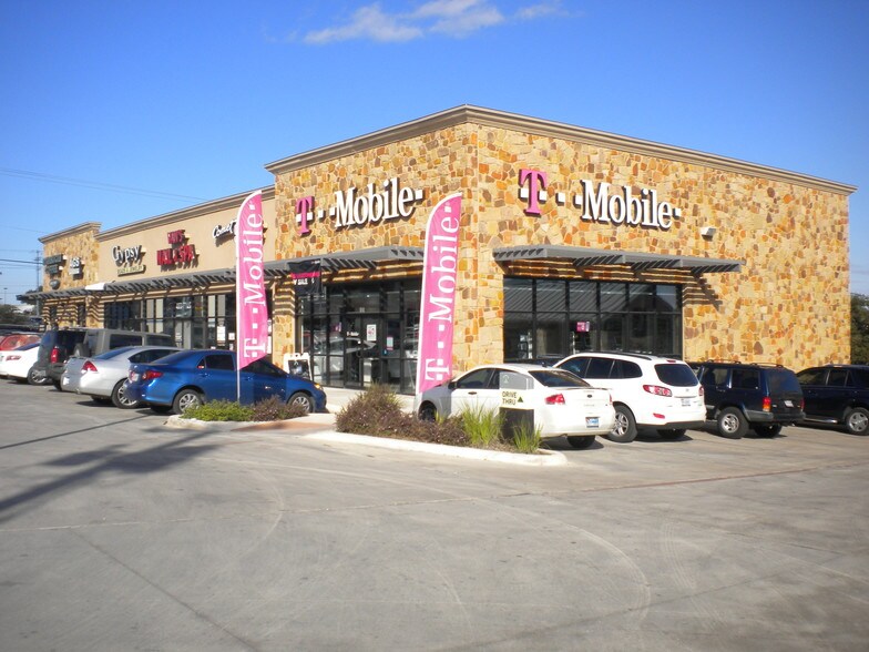 Primary Photo Of 18150-18154 Blanco Rd, San Antonio Unknown For Lease