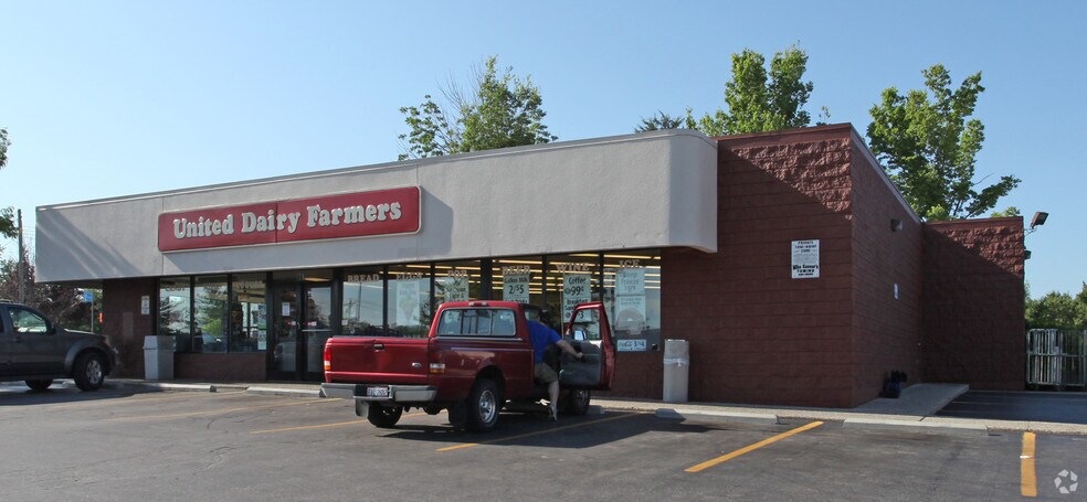 More Photos Of 861 Eastgate South Dr, Cincinnati Convenience Store For Lease